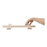 Trixie Gyümölcstartó Rágcsálónak Csipeszekkel, Fa 53x34x25cm