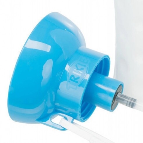 Trixie műanyag itatópalack tállal 0,55L