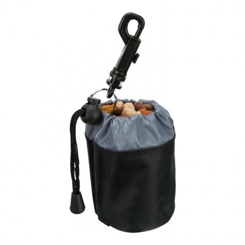 Trixie Snack Táska Mini Dog Activity 7x9cm Több Színben